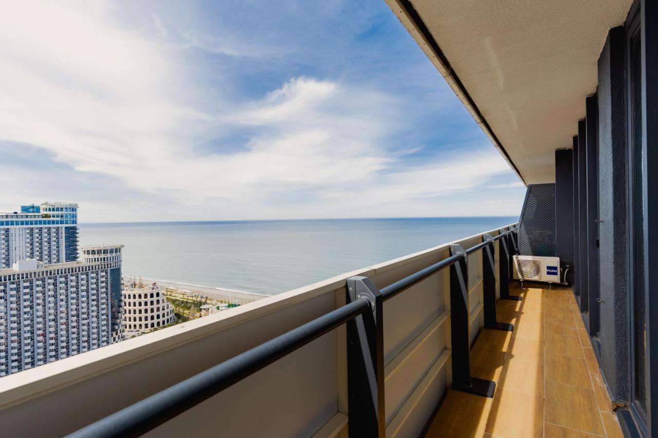 Grand City Real Estate Lejlighed Batumi Eksteriør billede