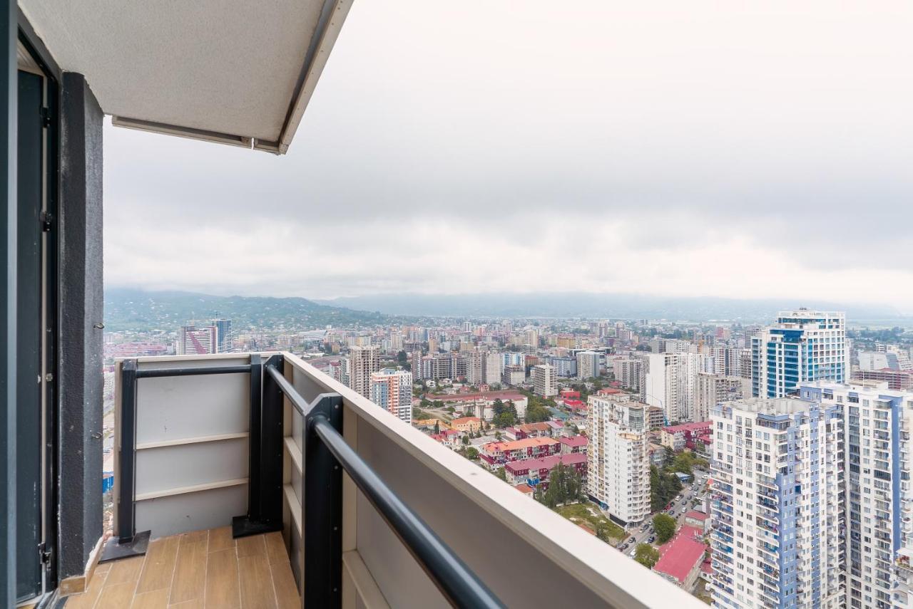 Grand City Real Estate Lejlighed Batumi Eksteriør billede